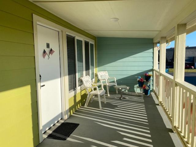 Ocean Shores Resort (Adults Only) Bagian luar foto