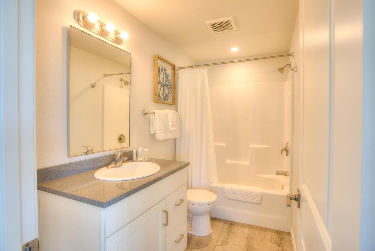 Ocean Shores Resort (Adults Only) Bagian luar foto
